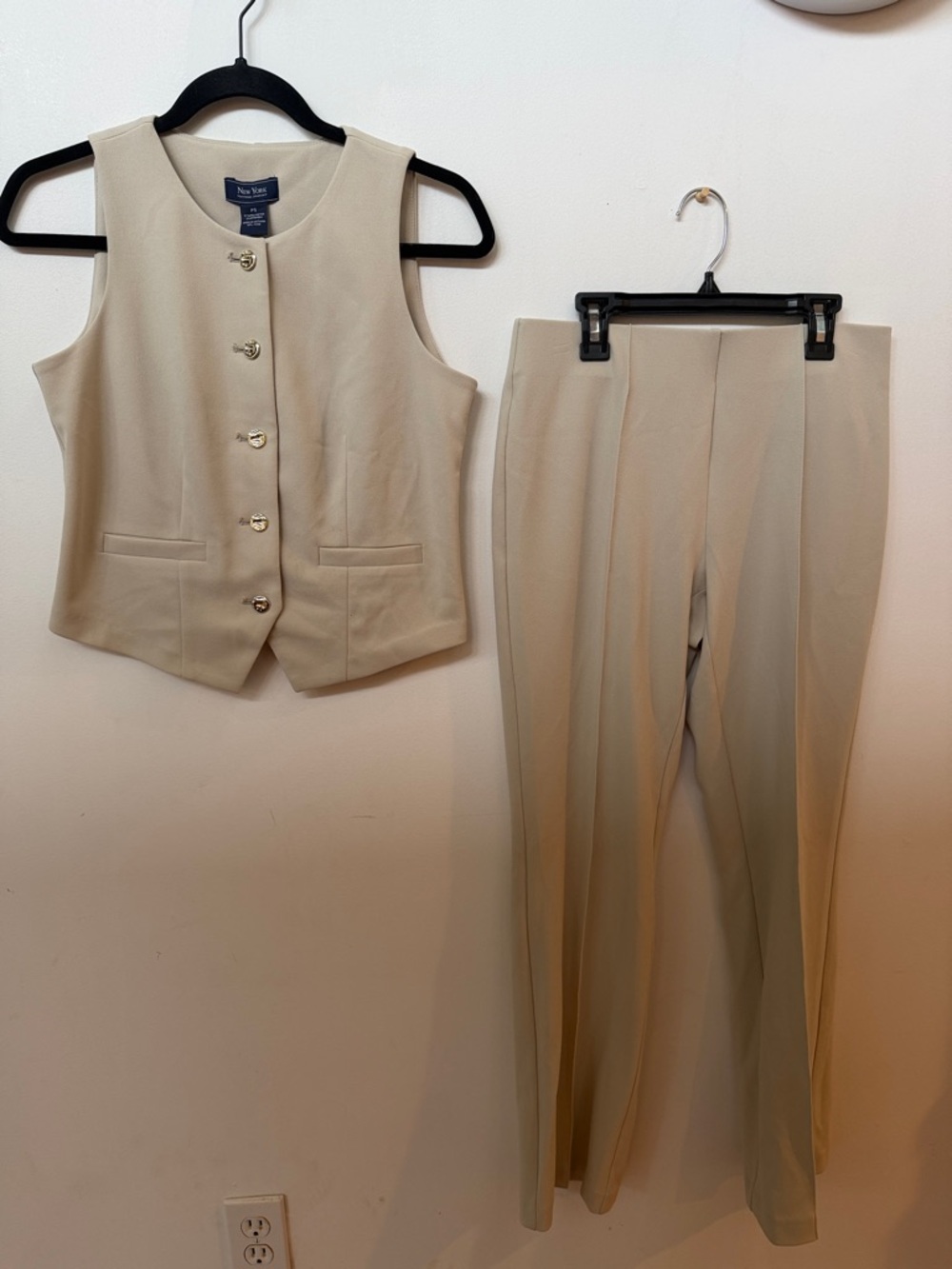 New York & Company Women's Cream Two-Piece Vest and Cropped Pant Set